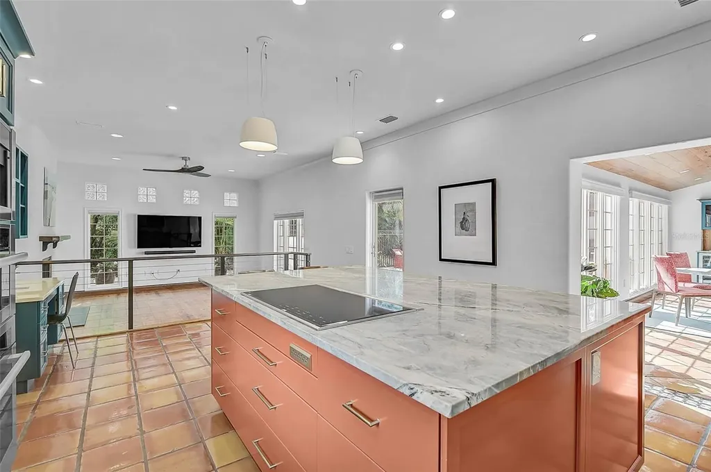 4439 Westwood Lane Sarasota FL 34231
