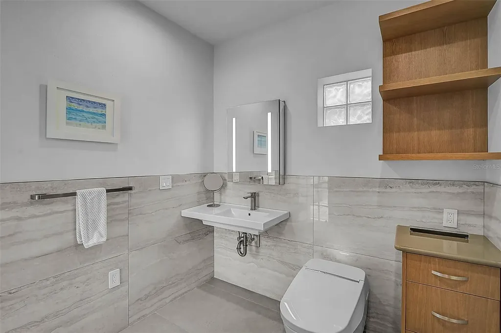 4439 Westwood Lane Sarasota FL 34231