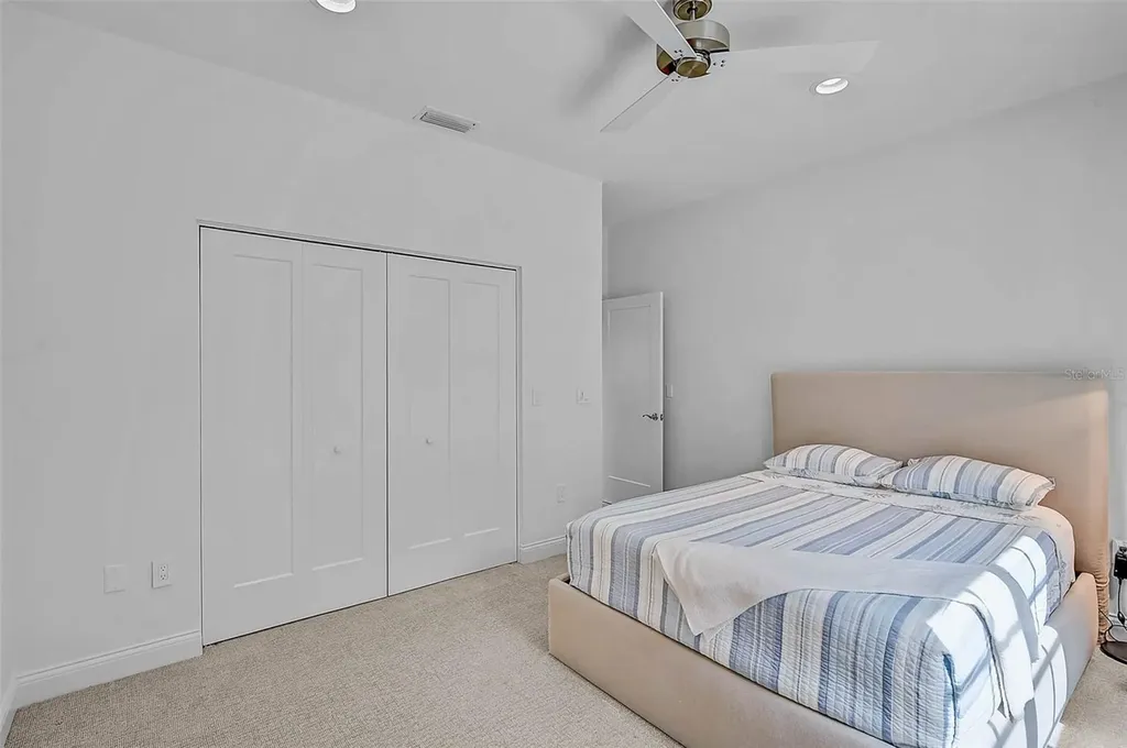 4439 Westwood Lane Sarasota FL 34231