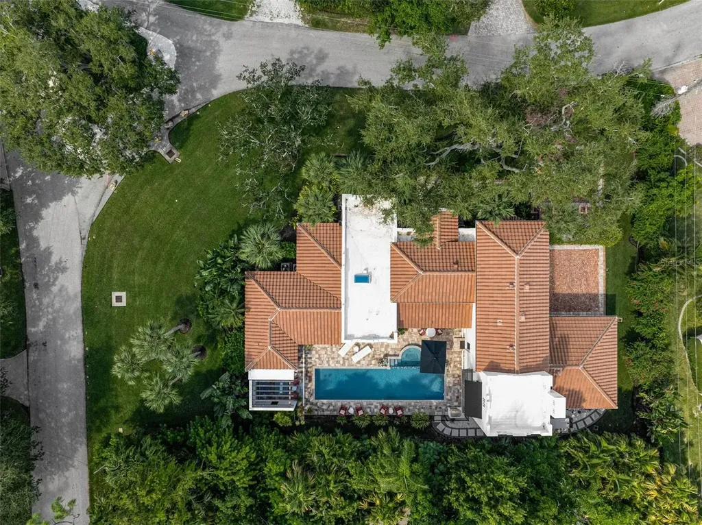 4439 Westwood Lane Sarasota FL 34231