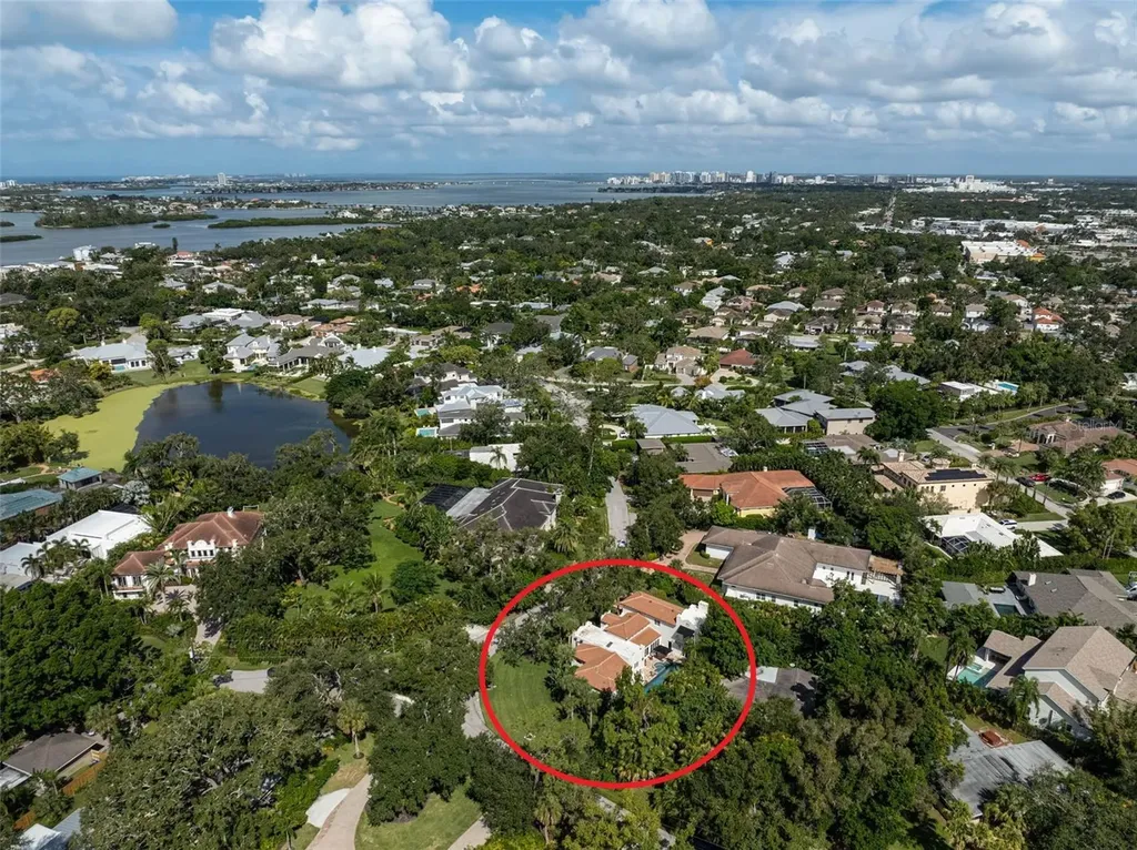 4439 Westwood Lane Sarasota FL 34231