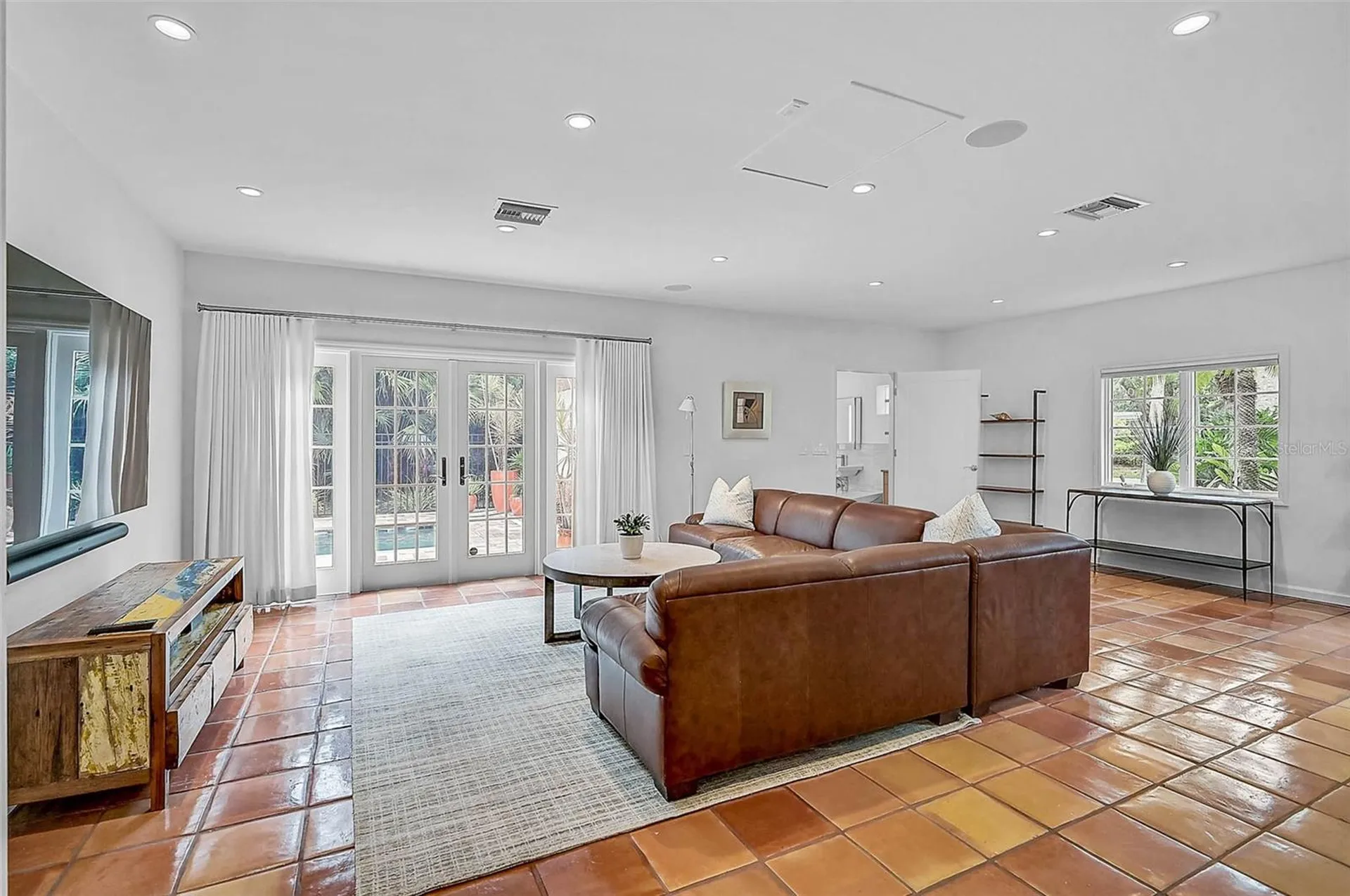 4439 Westwood Lane Sarasota FL 34231
