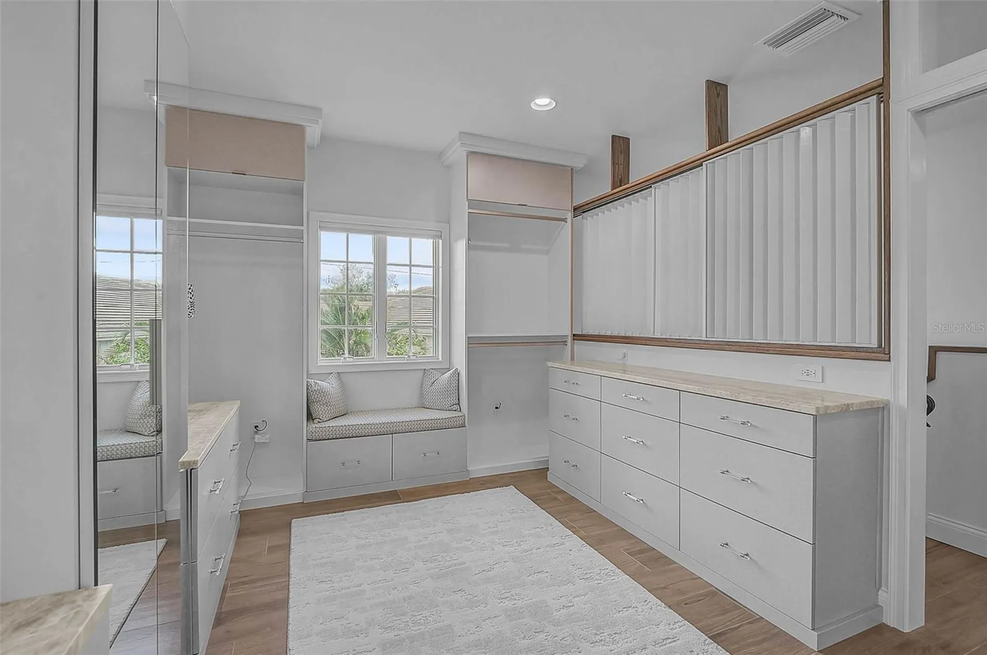 4439 Westwood Lane Sarasota FL 34231