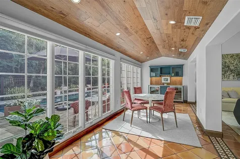 4439 Westwood Lane Sarasota FL 34231