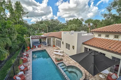 4439 Westwood Lane Sarasota FL 34231