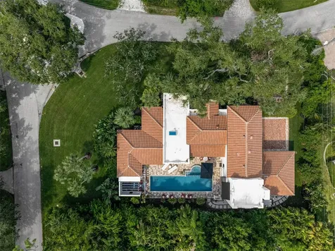 4439 Westwood Lane Sarasota FL 34231