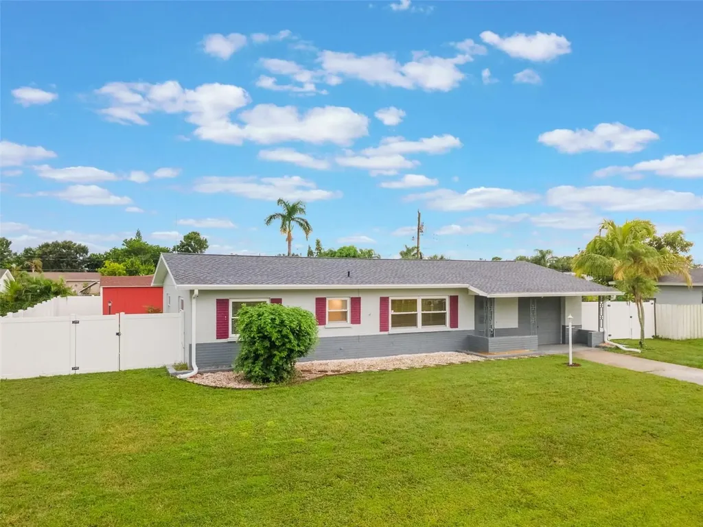 1001 Lemonwood Avenue Bradenton FL 34207