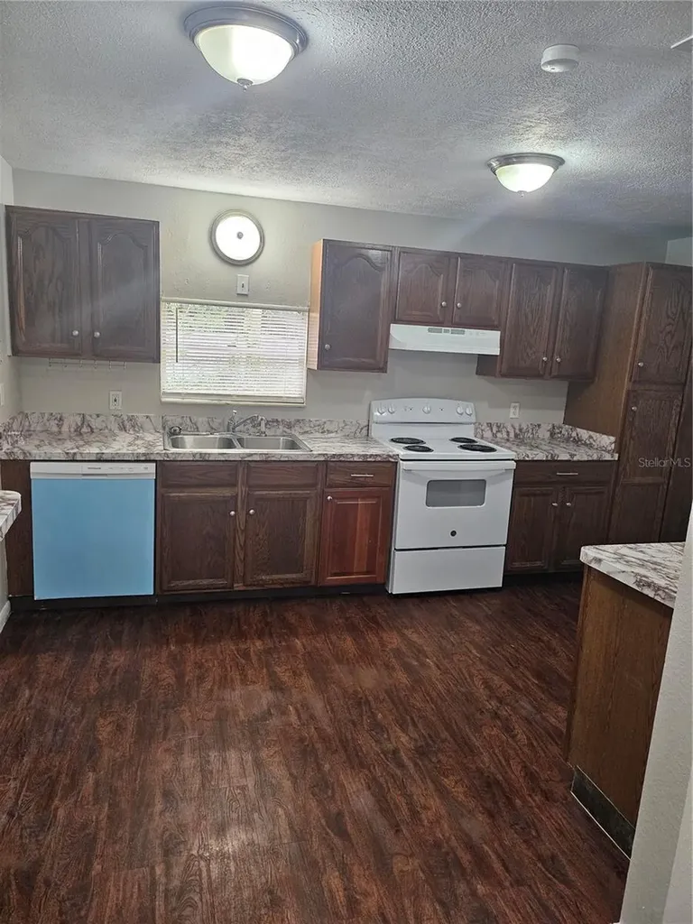 8322 June Street Tampa FL 33615