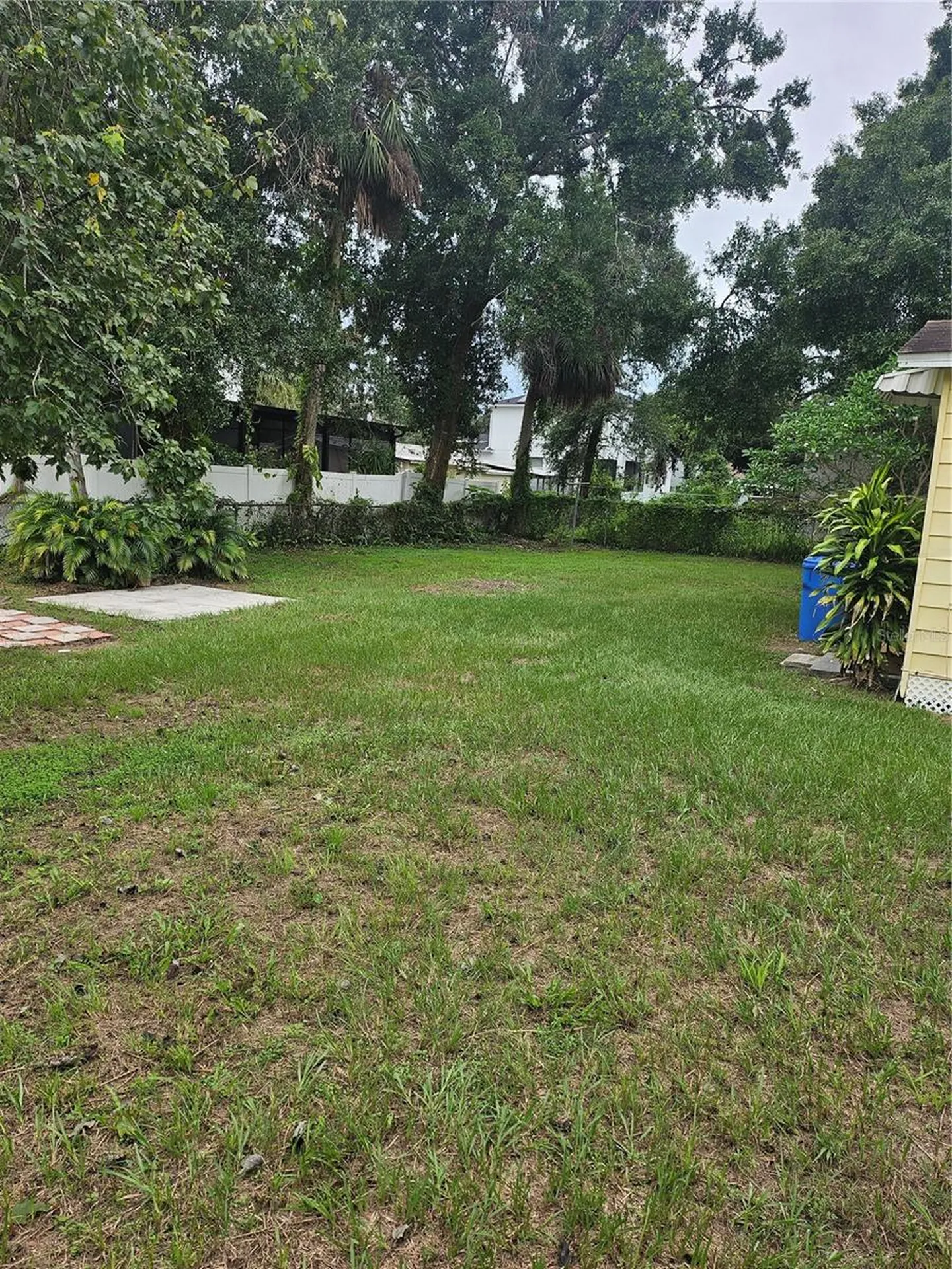 8322 June Street Tampa FL 33615