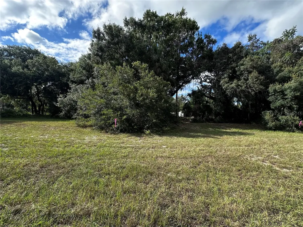 722 Highway 40 W Inglis FL 34449