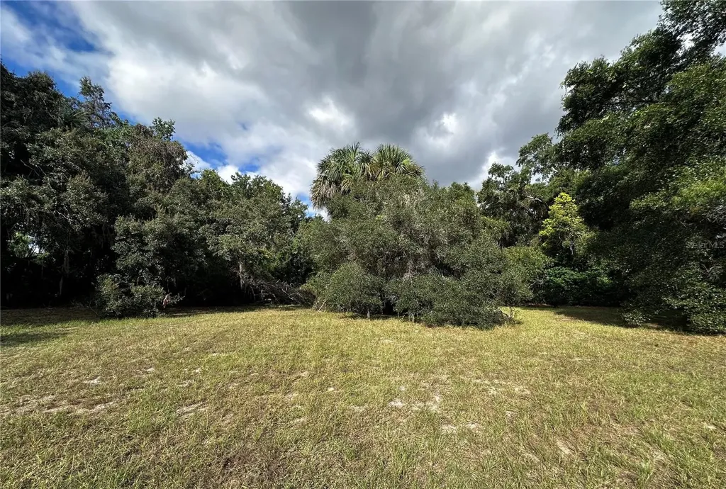722 Highway 40 W Inglis FL 34449