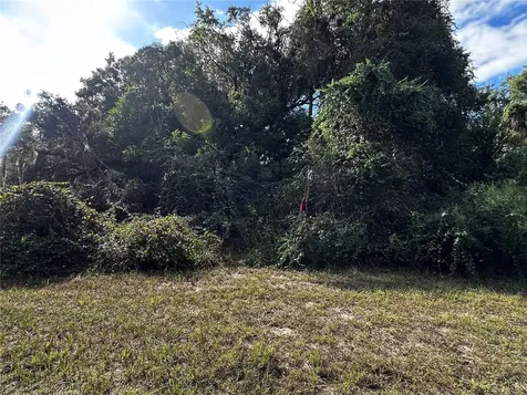 722 Highway 40 W Inglis FL 34449