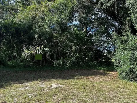 722 Highway 40 W Inglis FL 34449