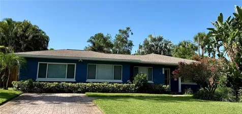 7212 Burlington Avenue N St Petersburg FL 33710