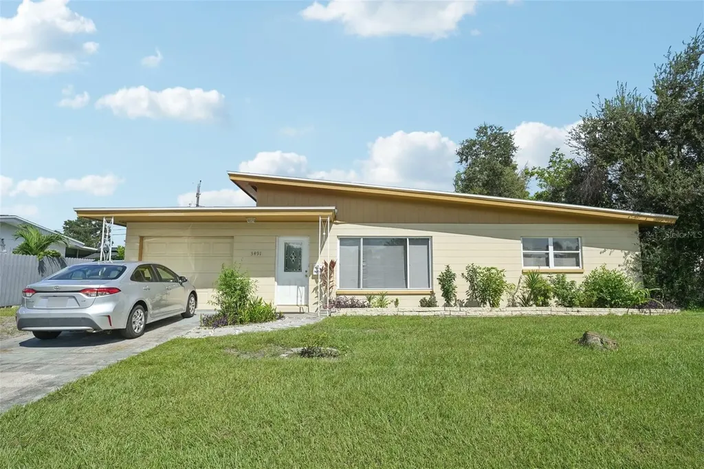 3491 58th Street N St Petersburg FL 33710