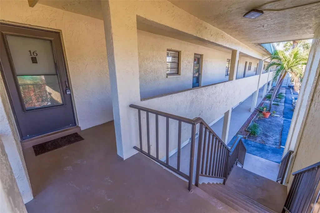 12000 Capri Circle S Treasure Island FL 33706