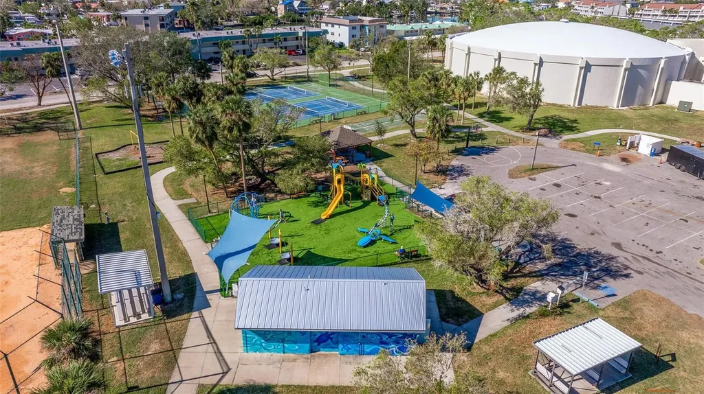 12000 Capri Circle S Treasure Island FL 33706