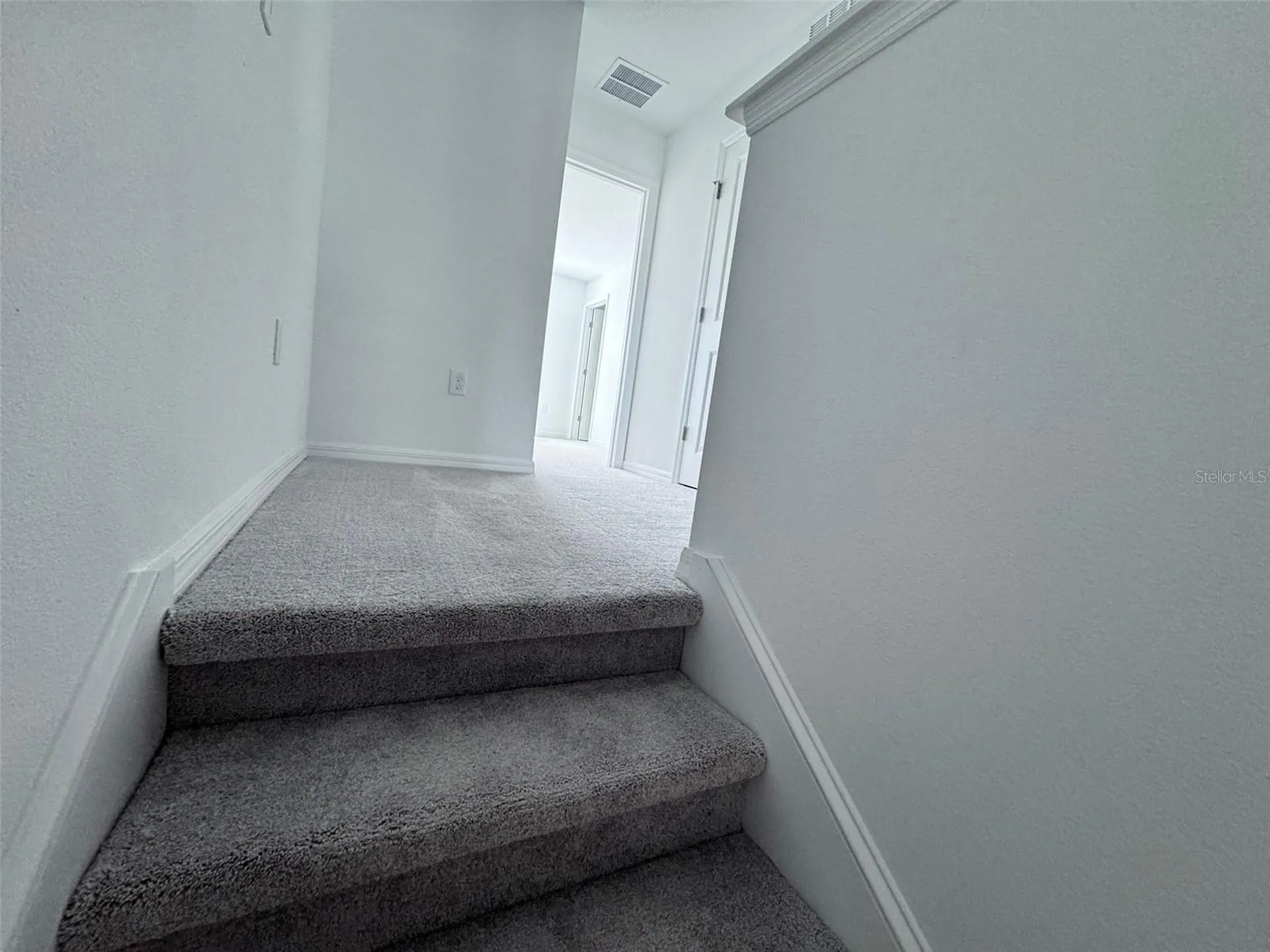 2032 Viewfinder Street Kissimmee FL 34758