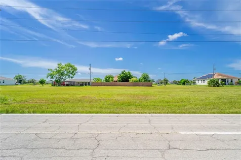 1808 Kismet Parkway E Cape Coral FL 33909