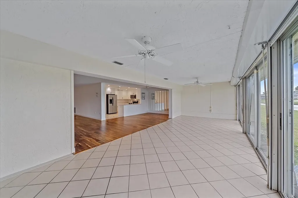 7077 W Country Club Drive N Sarasota FL 34243