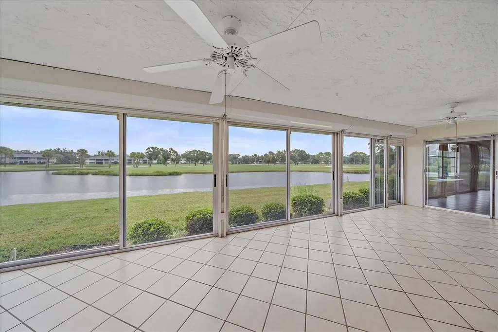 7077 W Country Club Drive N Sarasota FL 34243