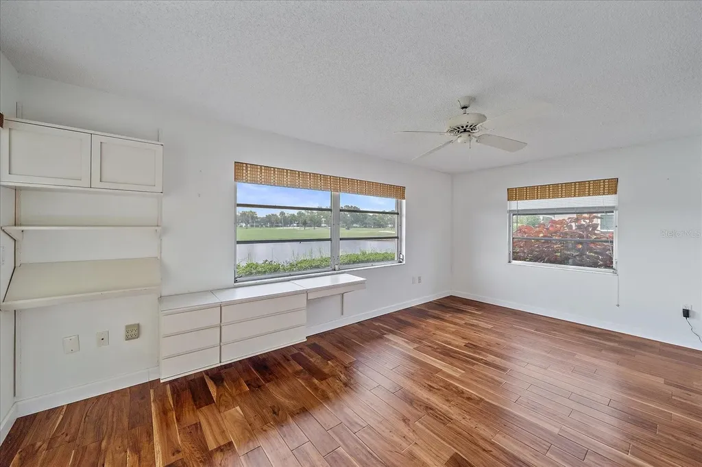 7077 W Country Club Drive N Sarasota FL 34243
