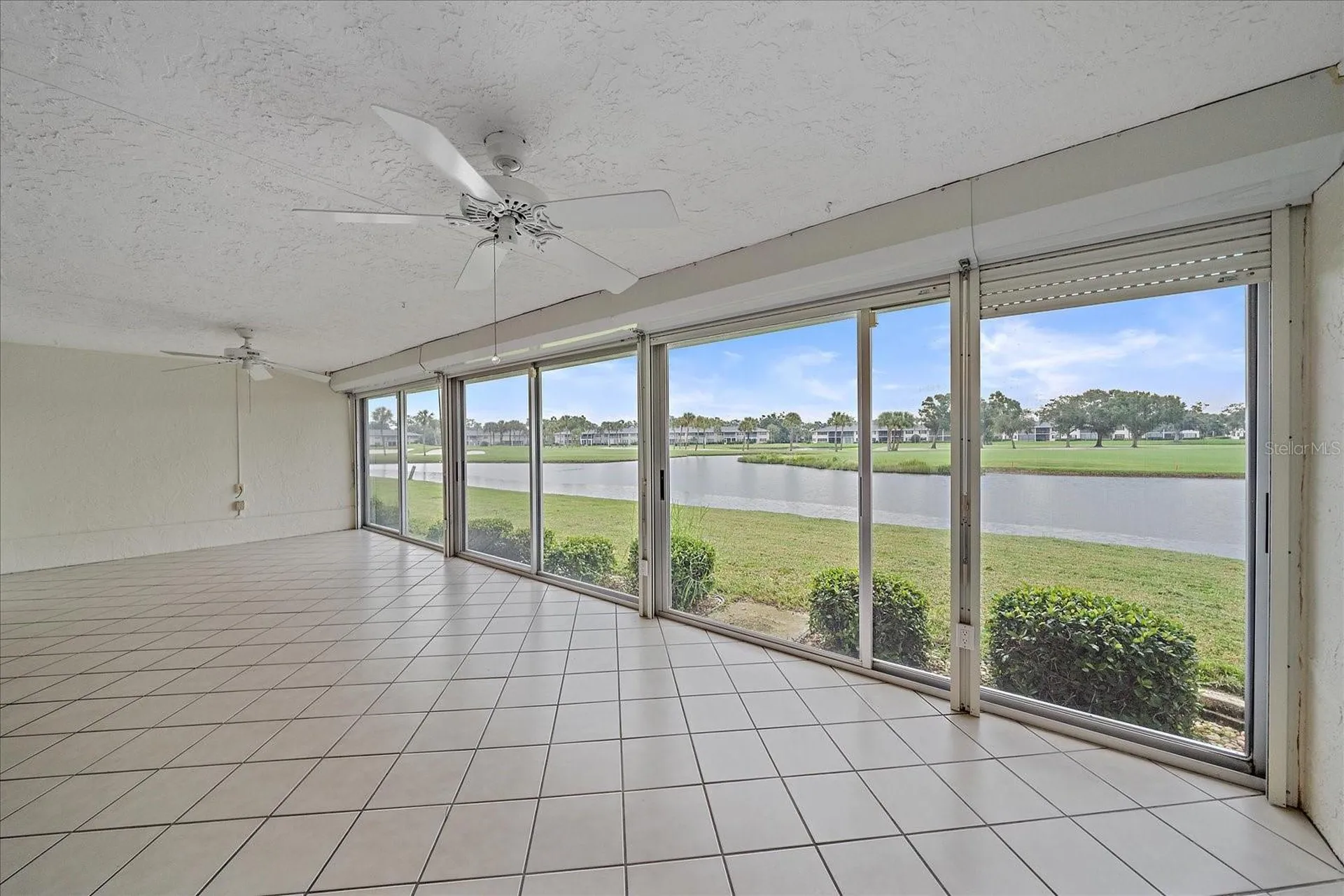 7077 W Country Club Drive N Sarasota FL 34243