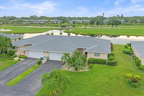 7077 W Country Club Drive N Sarasota FL 34243