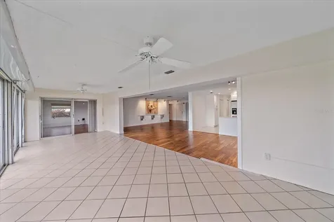7077 W Country Club Drive N Sarasota FL 34243