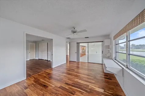 7077 W Country Club Drive N Sarasota FL 34243