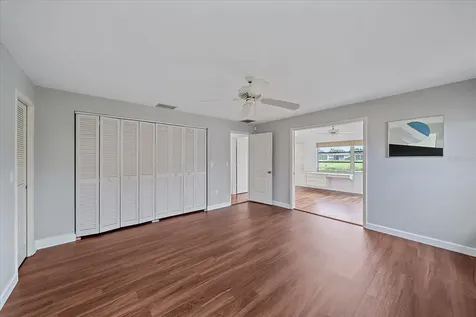 7077 W Country Club Drive N Sarasota FL 34243