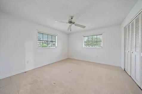 7077 W Country Club Drive N Sarasota FL 34243