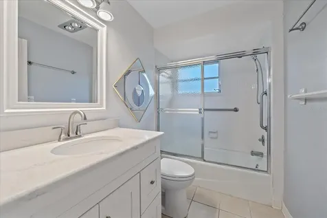 7077 W Country Club Drive N Sarasota FL 34243