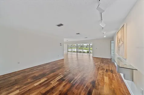 7077 W Country Club Drive N Sarasota FL 34243