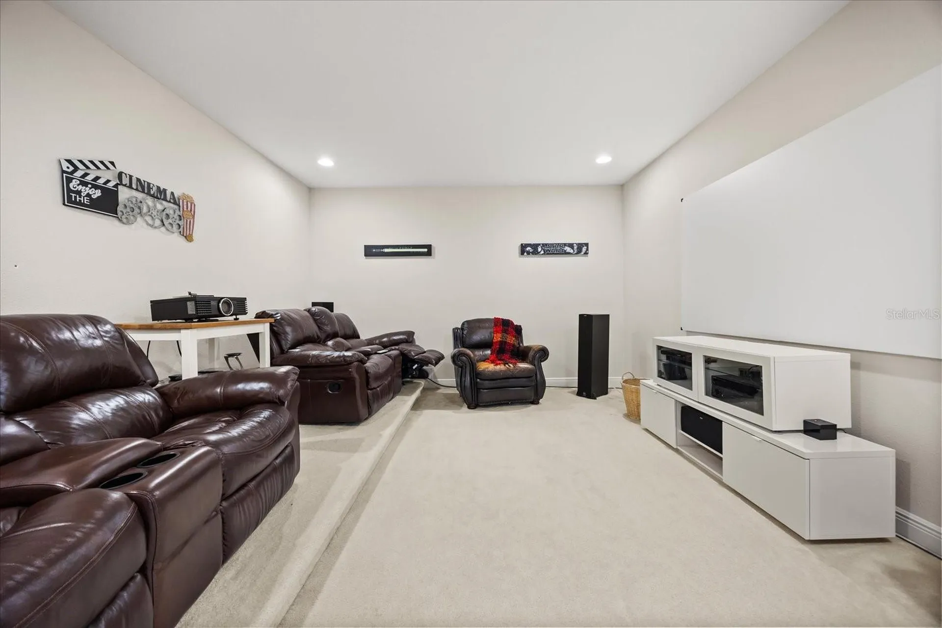 8143 Chilton Drive Orlando FL 32836
