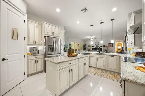 8143 Chilton Drive Orlando FL 32836