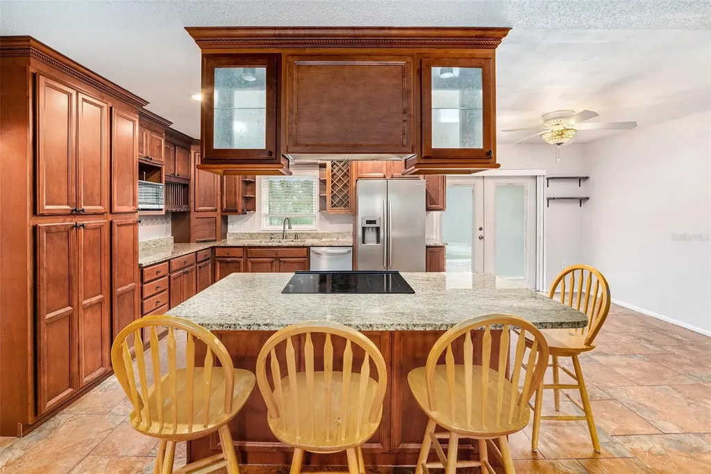 3401 Coquina Key Drive SE St Petersburg FL 33705