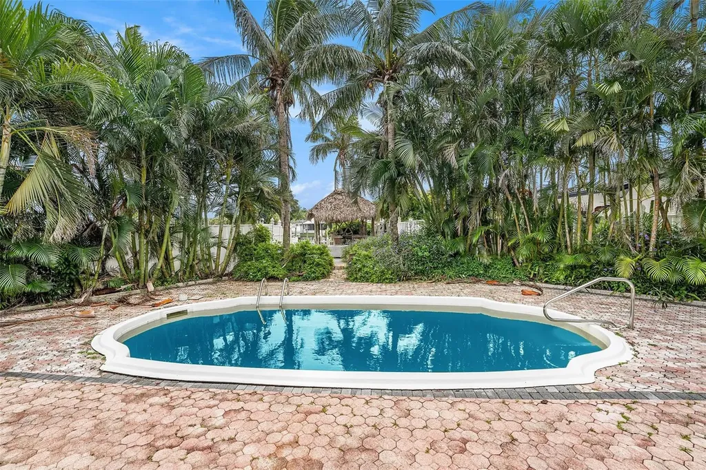 3401 Coquina Key Drive SE St Petersburg FL 33705