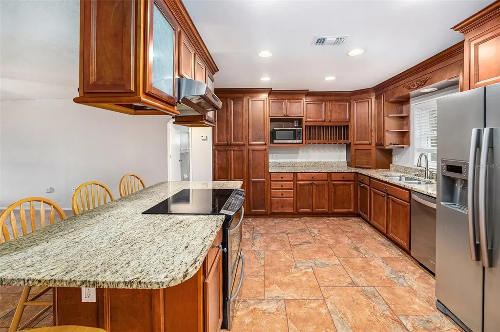 3401 Coquina Key Drive SE St Petersburg FL 33705