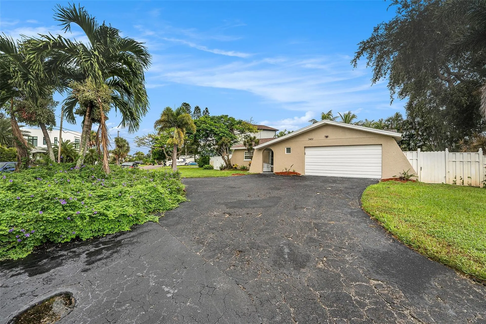 3401 Coquina Key Drive SE St Petersburg FL 33705
