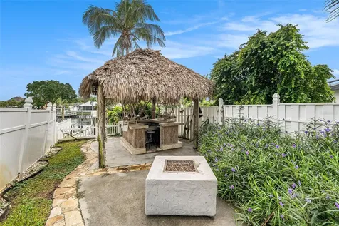 3401 Coquina Key Drive SE St Petersburg FL 33705