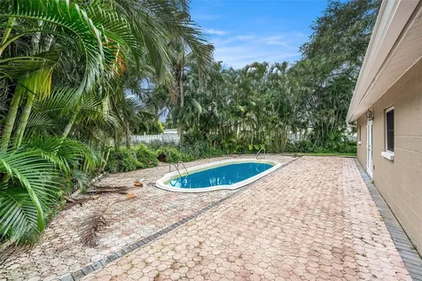 3401 Coquina Key Drive SE St Petersburg FL 33705
