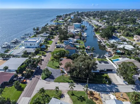 3401 Coquina Key Drive SE St Petersburg FL 33705