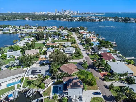 3401 Coquina Key Drive SE St Petersburg FL 33705