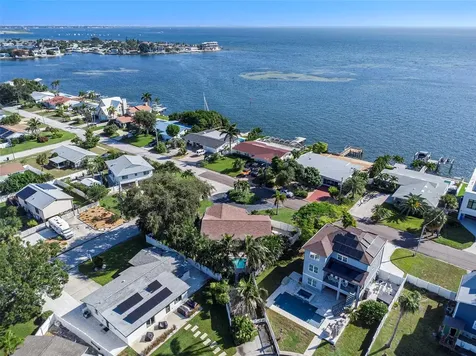3401 Coquina Key Drive SE St Petersburg FL 33705