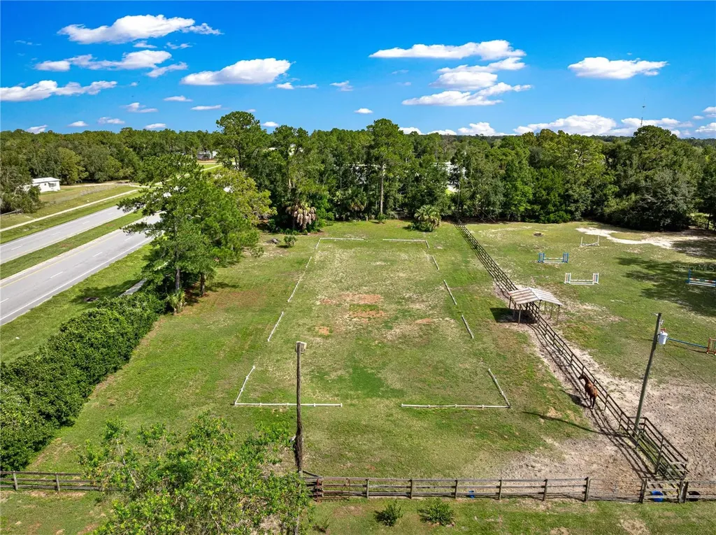 8221 SE 126th Place Belleview FL 34420