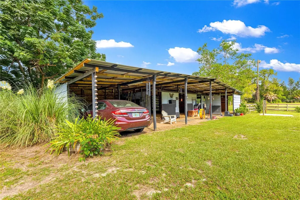 8221 SE 126th Place Belleview FL 34420