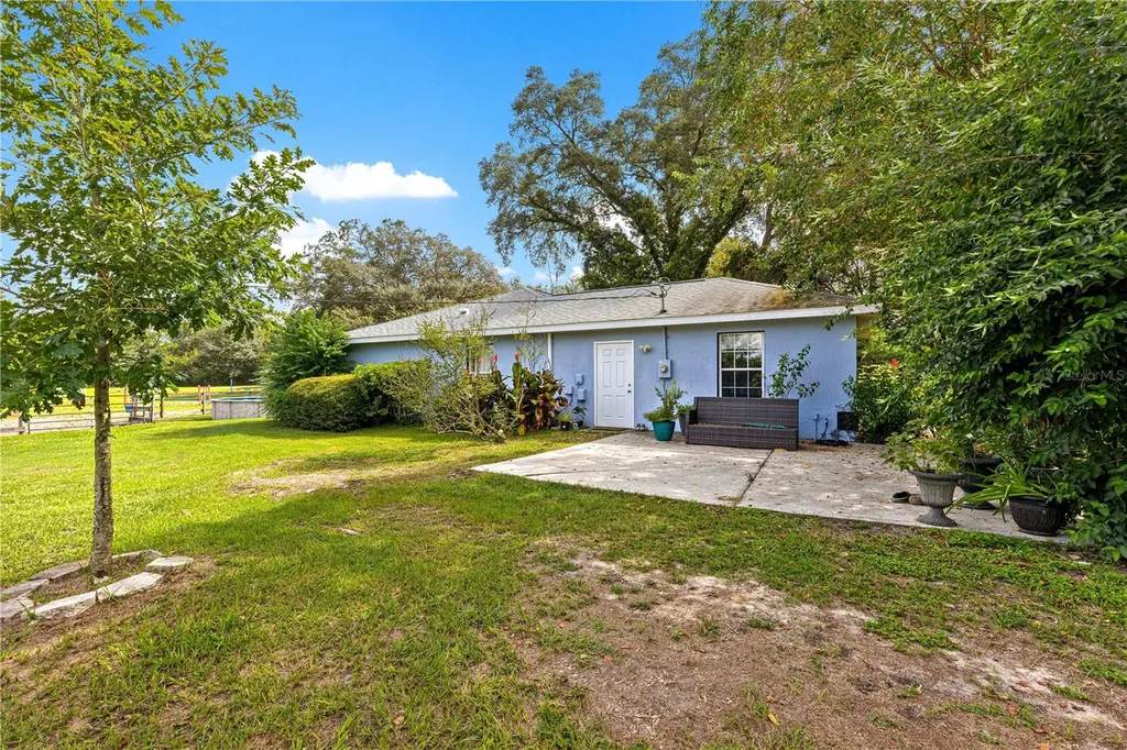 8221 SE 126th Place Belleview FL 34420