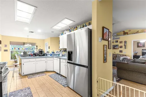 8221 SE 126th Place Belleview FL 34420