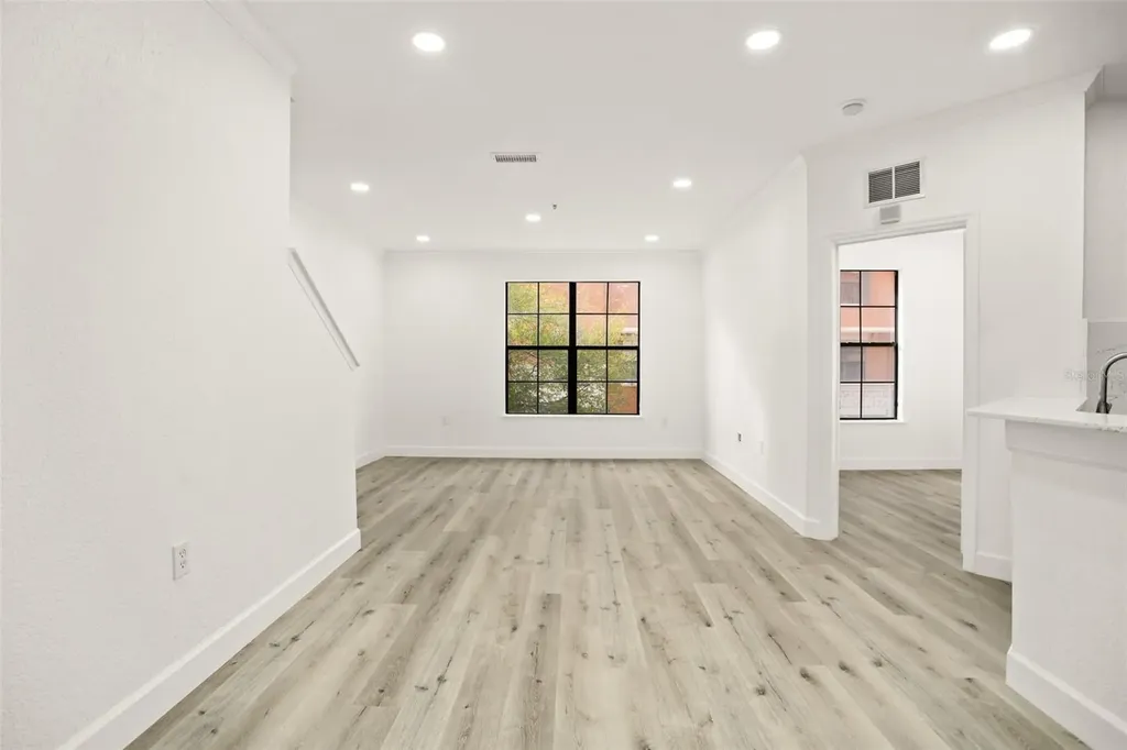 6119 Metrowest Boulevard Orlando FL 32835